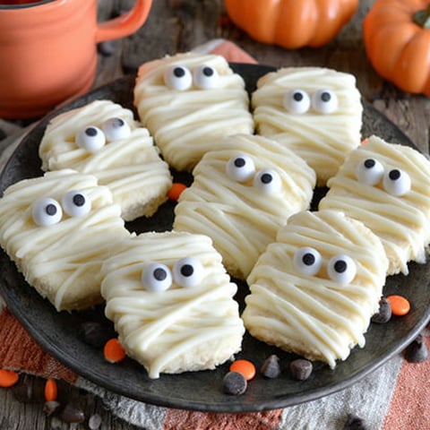 A plate of Nutter Butter Mummies.